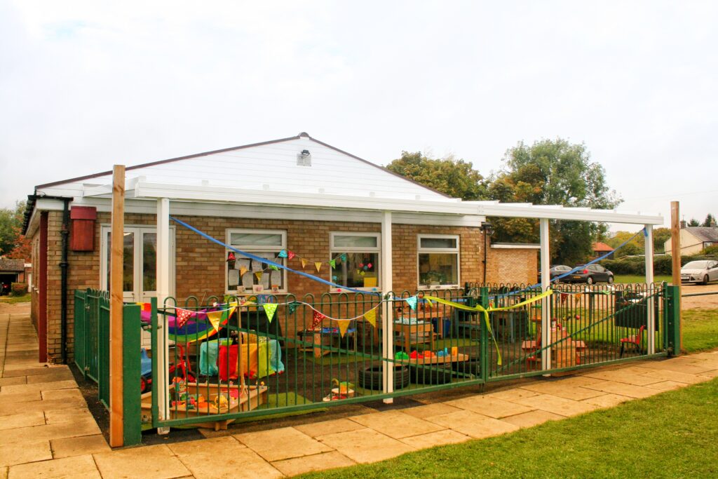 Breachwood Green Pre-School Outside Play Area